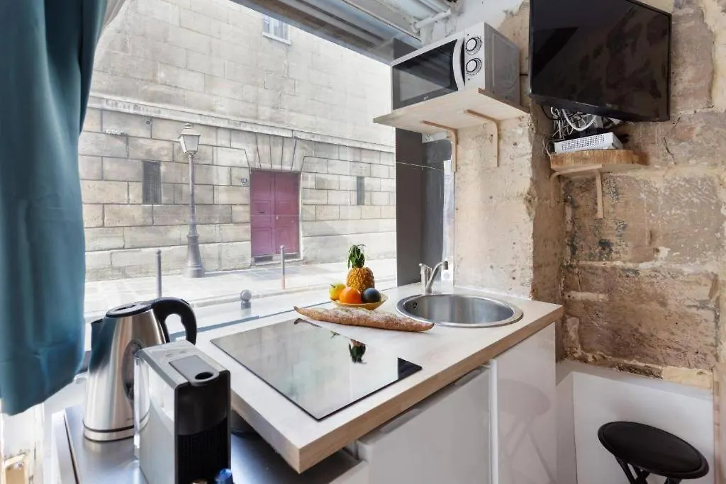 Cozy Boutique Apartment In The Heart Of Paris