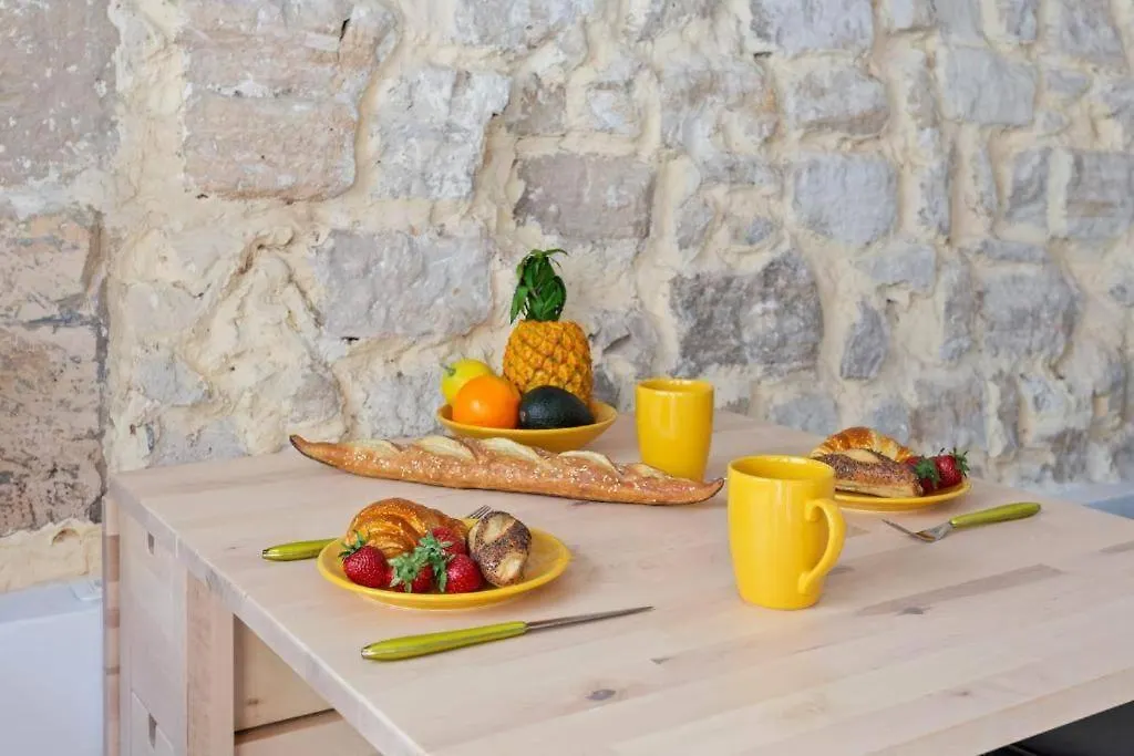 Cozy Boutique Apartment In The Heart Of Paris 0*,  Frankrike